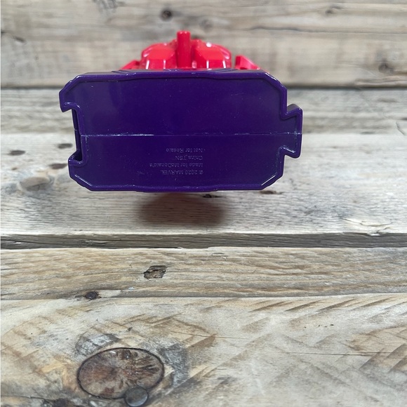 Marvel Avengers #8 Iron Man McDonalds Happy Meal Toy 2020 Red Hulk Buster Figure - Picture 6 of 6